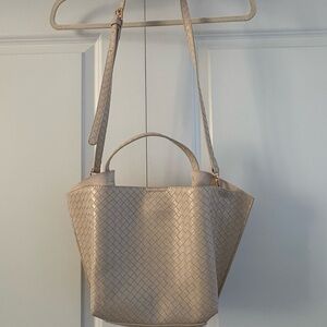 House of Harlow 1960 Beige Woven Tote